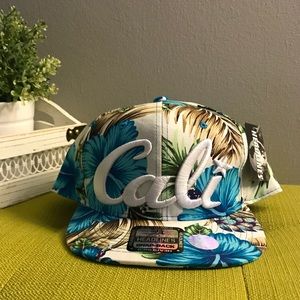 Cali blue floral cap